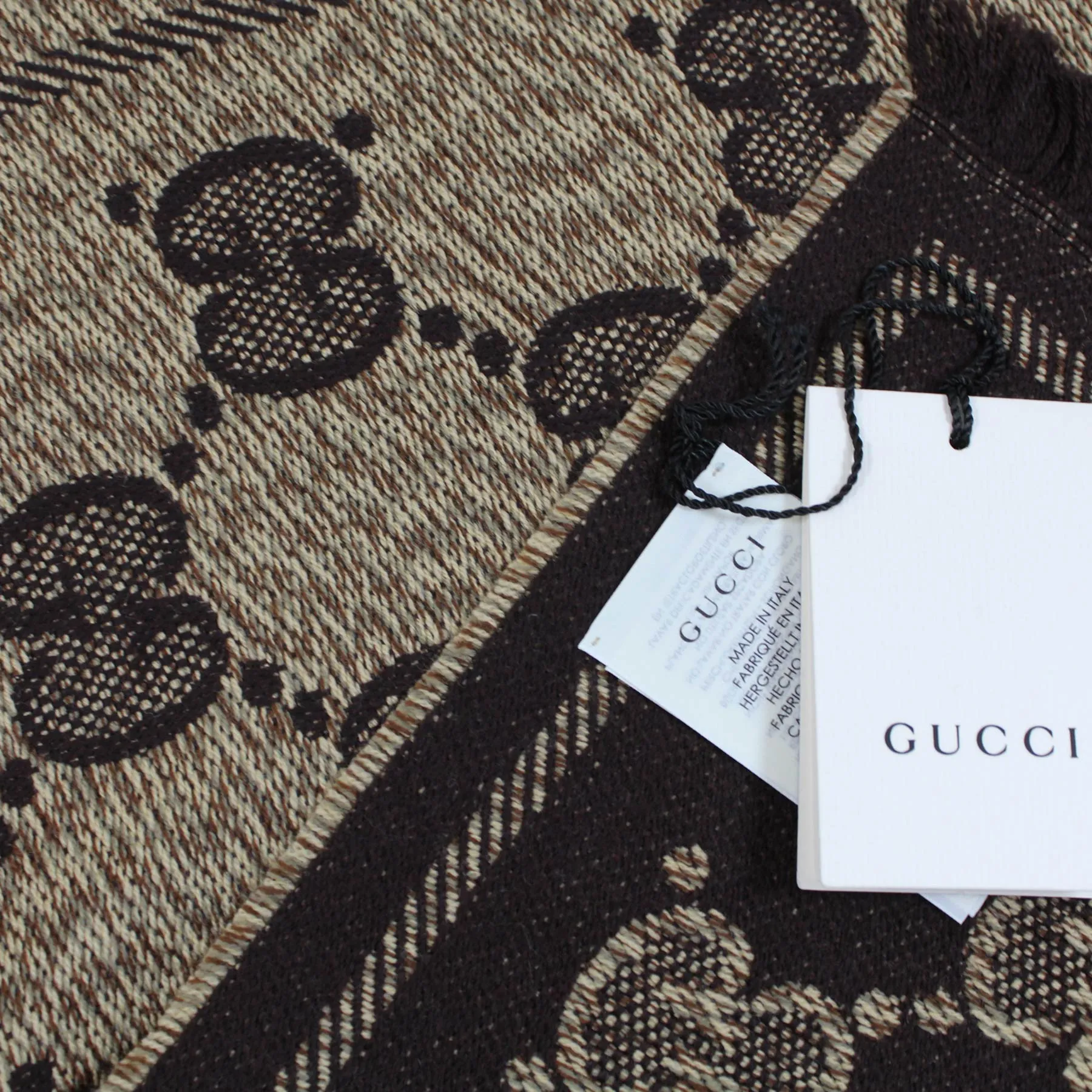 Gucci Scarf Beige Brown GG Wool Jacquard Shawl SALE