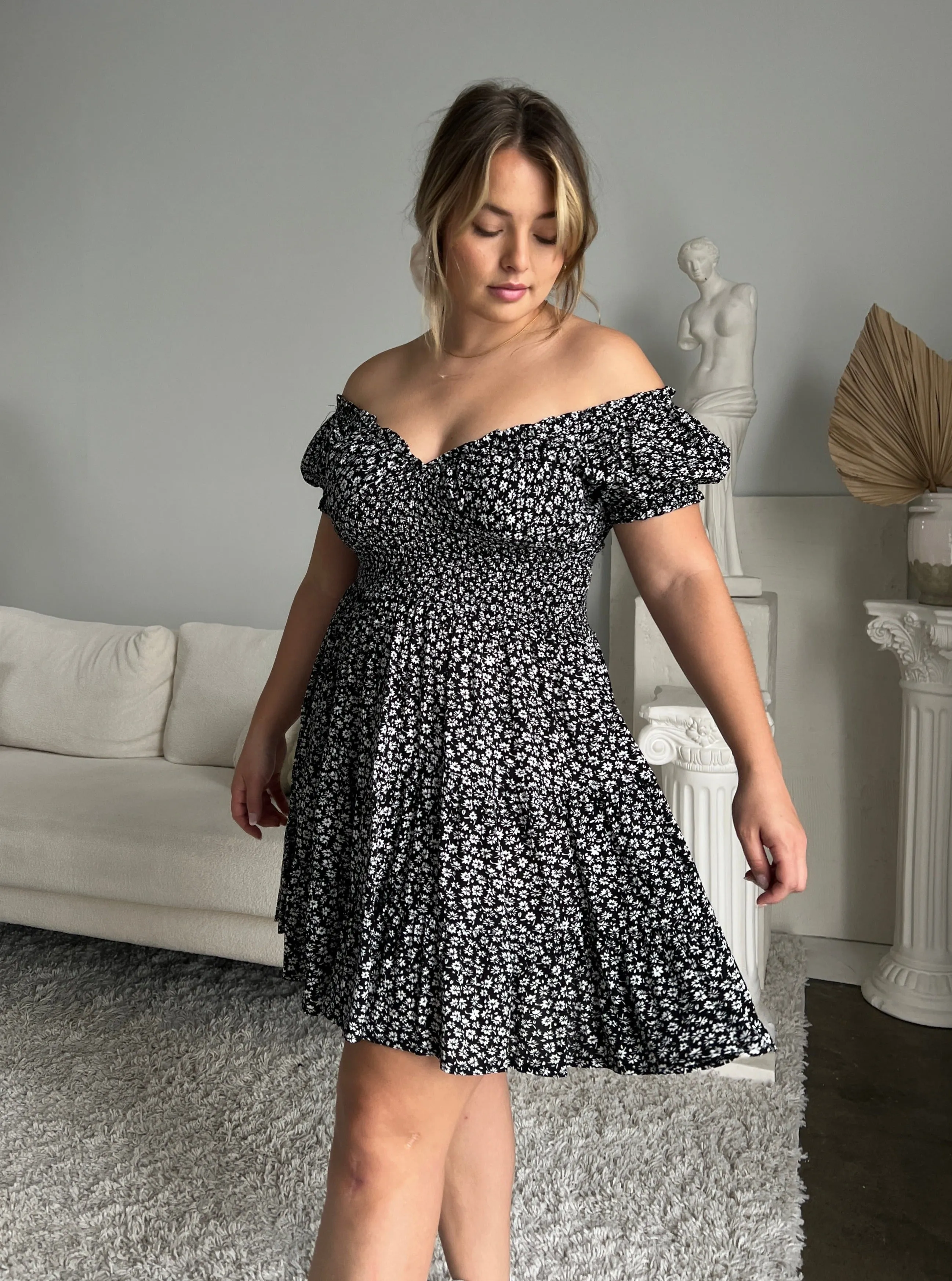 Plus Size Sweetheart Floral Mini Dress