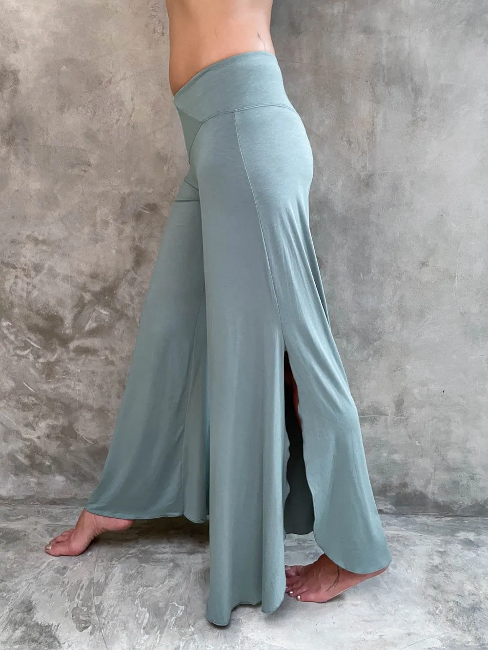 Slit Pant