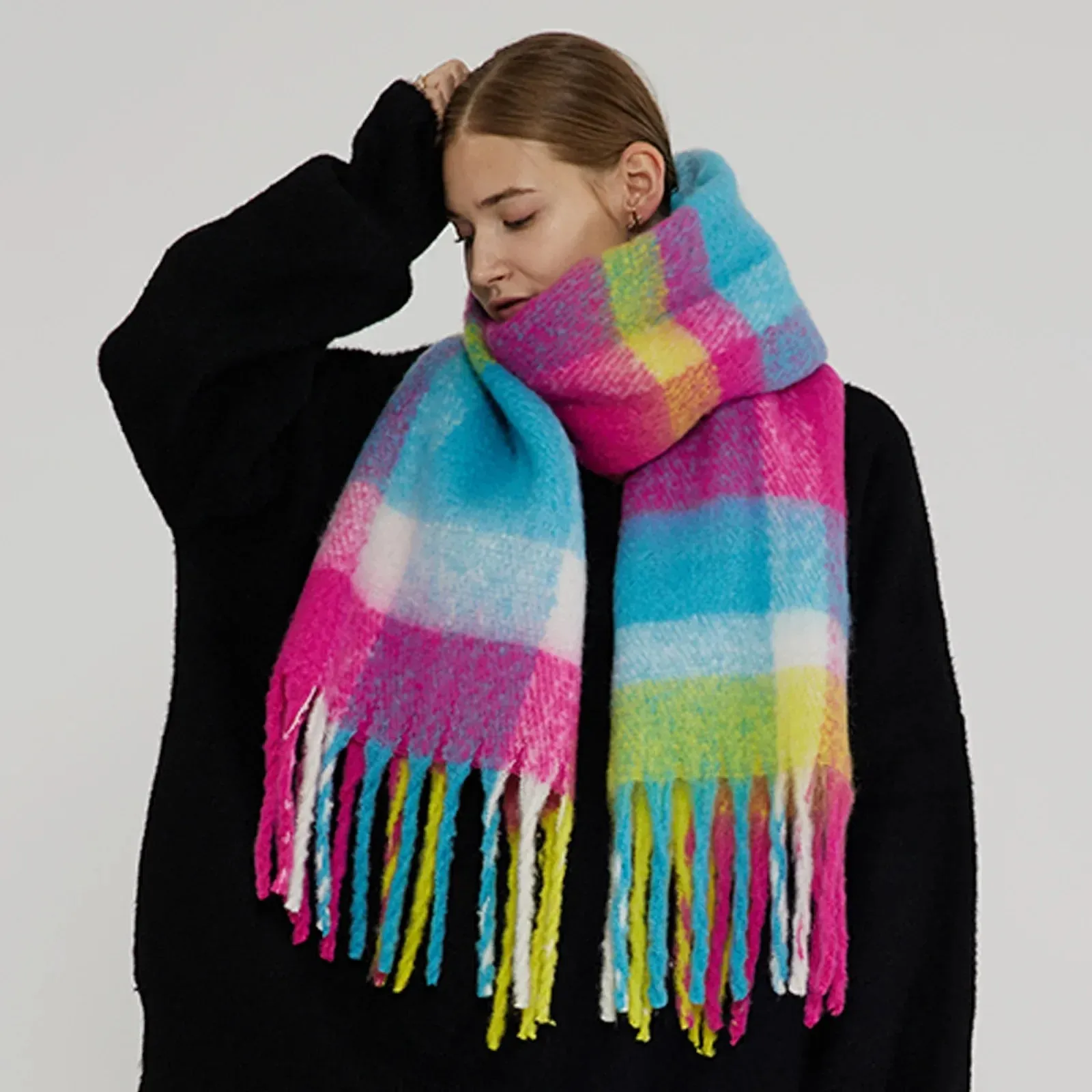 Thick Warm Tassel Contrast Color Scarf for Autumn/Winter